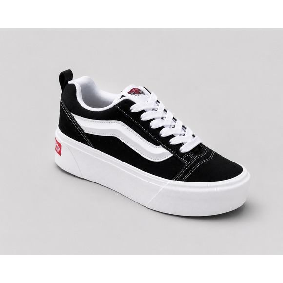 Vans Shoes - NIB Vans Knu Stack Platform Sneakers Women 8 Chunky Suede Grunge Goth Streetwear